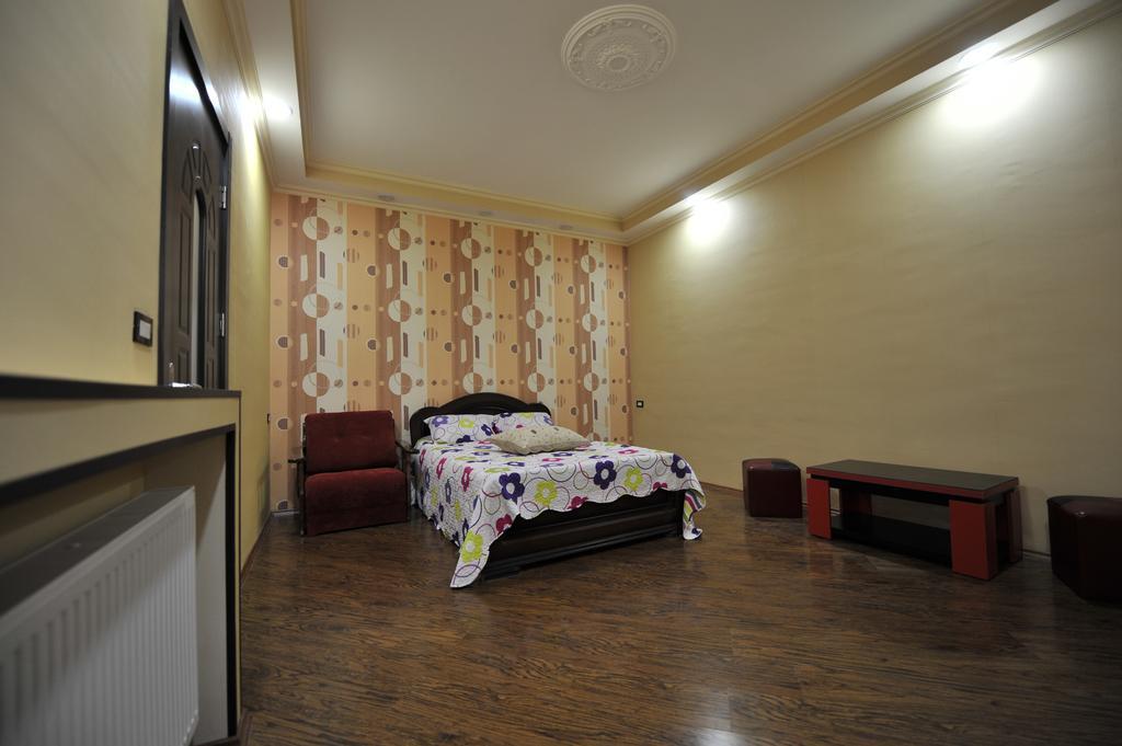 Dkd-Bridge Hotel Tbilisi Exterior photo